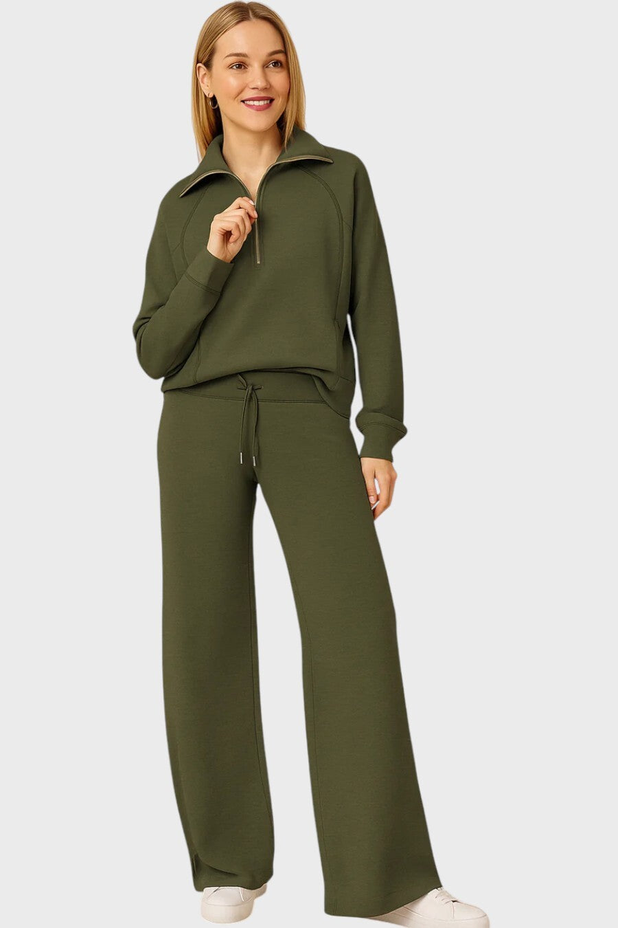 Damset med halvziptröja och byxor