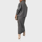 Stickad tvådelad klänning med elegant rund hals