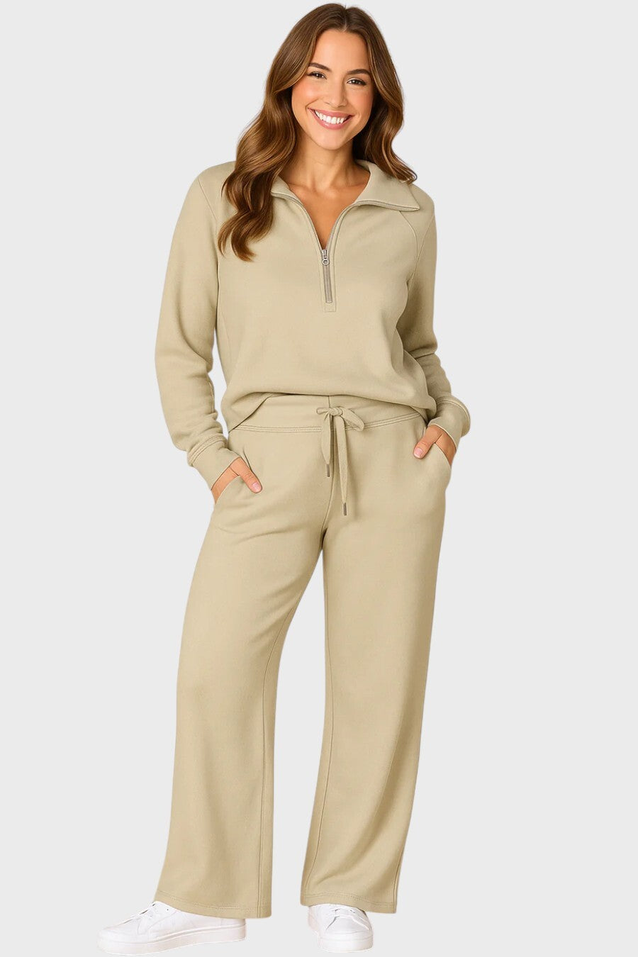 Damset med halvziptröja och byxor