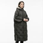 Lång quiltad vinterkappa med huva för dam