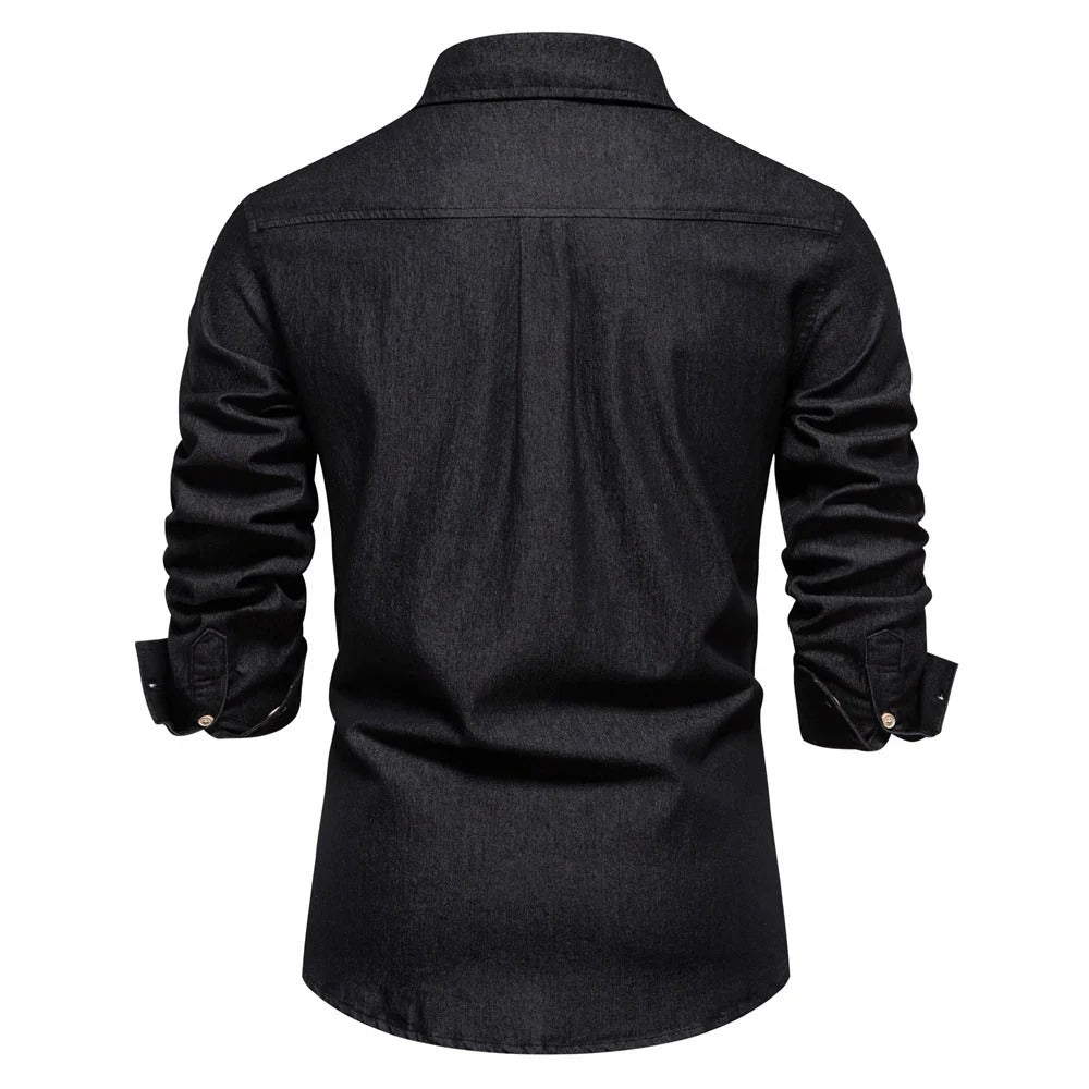 Herrskjorta i slim fit med lång ärm, knäppning och klassisk krage