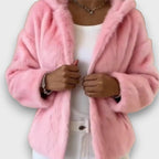 Damhoodie med huva och volymig design