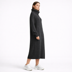 Ribbad midiklänning med polokrage för dam