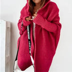 Lång stickad damkofta med huva