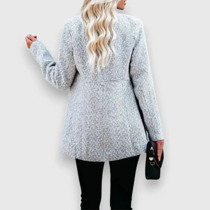 Damkavaj med ståkrage och rak silhuett