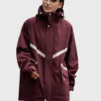 Damjacka med huva och långa ärmar