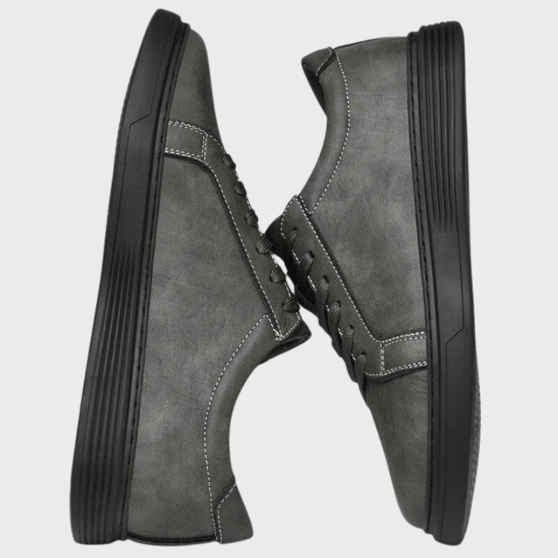 Herrsneakers med snörning och låg sula